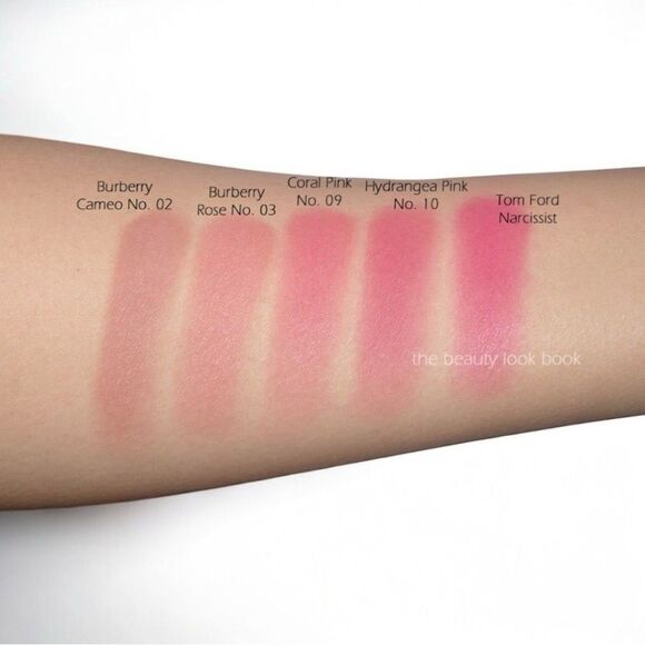 Burberry Light Glow Natural Blush - Coral Pink No. 09 - Picture 5 of 5